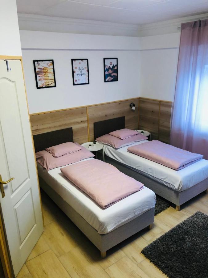 Melania Vendeghaz Hotel Balatonfőkajár Exterior foto